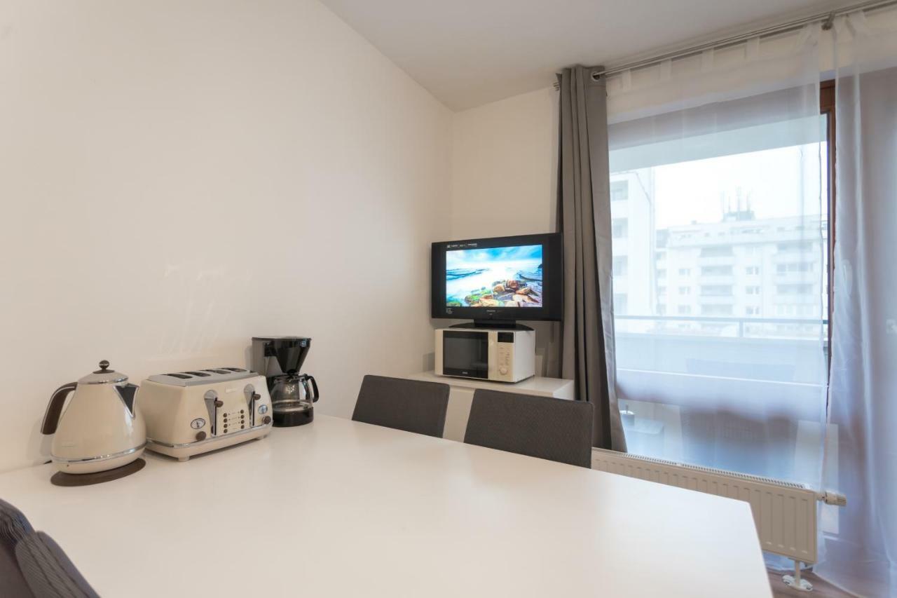 Apartament Spacious With Balcony Wiedeń